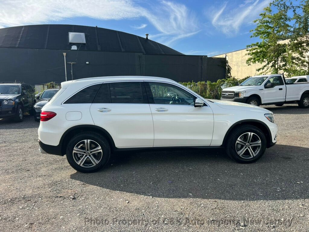 2019 Mercedes Benz GLC 300 4MATIC photo 11