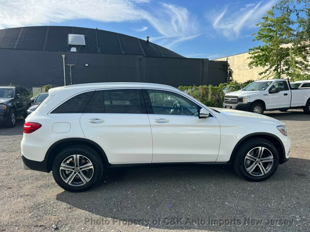 2019 Mercedes Benz GLC 300 4MATIC photo 12