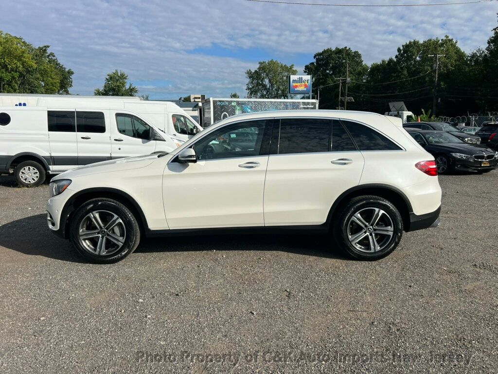 2019 Mercedes Benz GLC 300 4MATIC photo 3