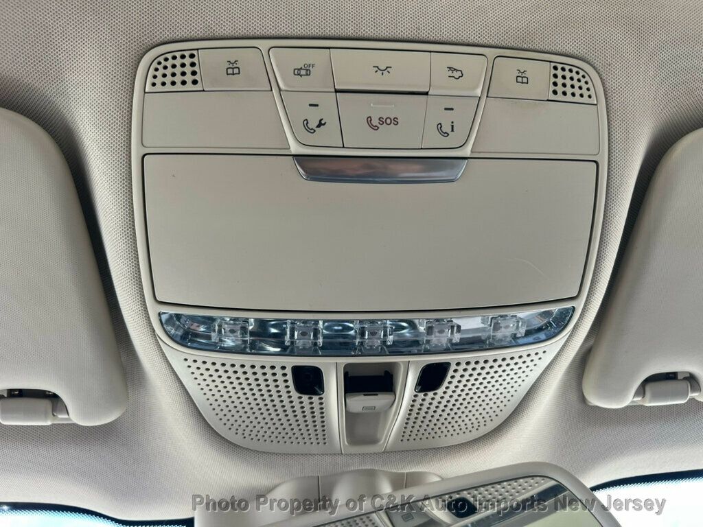 2019 Mercedes Benz GLC 300 4MATIC photo 34