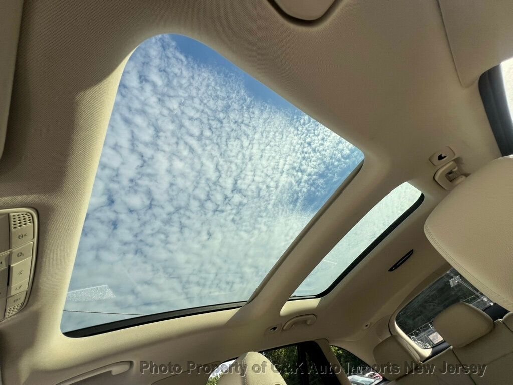 2019 Mercedes Benz GLC 300 4MATIC photo 35