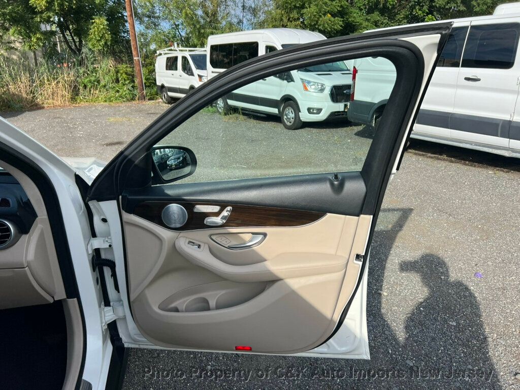 2019 Mercedes Benz GLC 300 4MATIC photo 37