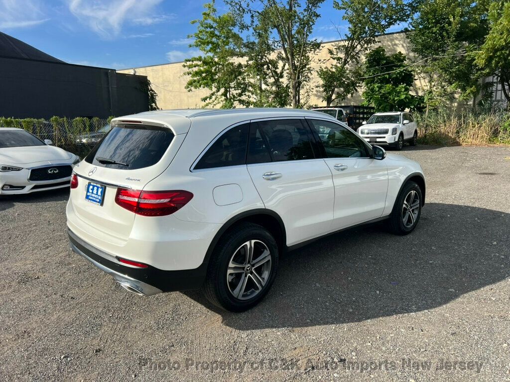 2019 Mercedes Benz GLC 300 4MATIC photo 9