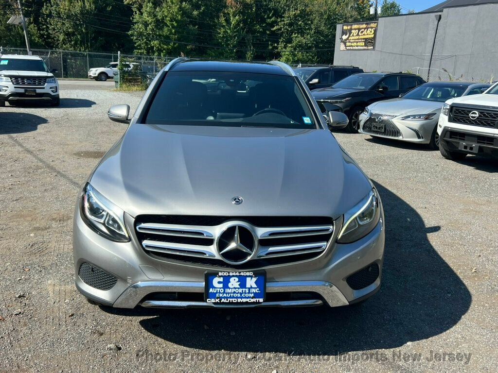 2019 Mercedes Benz GLC 300 4MATIC photo 3