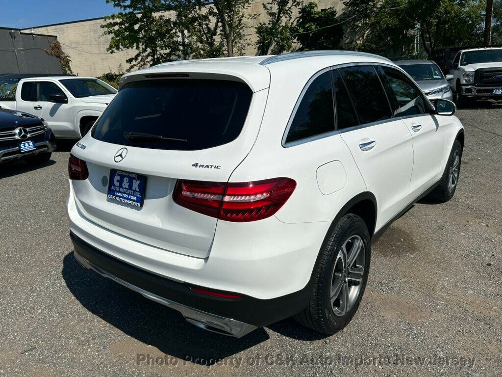 2019 Mercedes Benz GLC 300 4MATIC photo 9