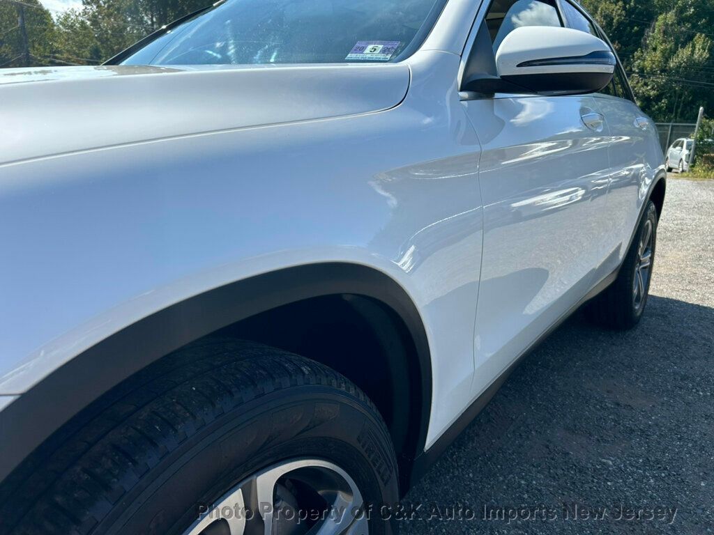 2019 Mercedes Benz GLC 300 4MATIC photo 19