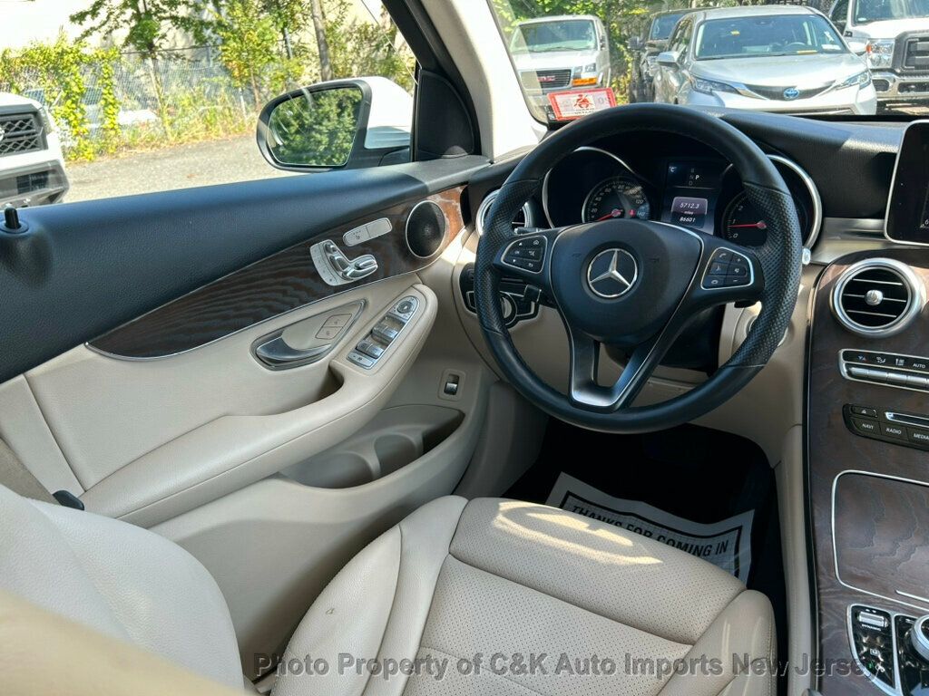 2019 Mercedes Benz GLC 300 4MATIC photo 32