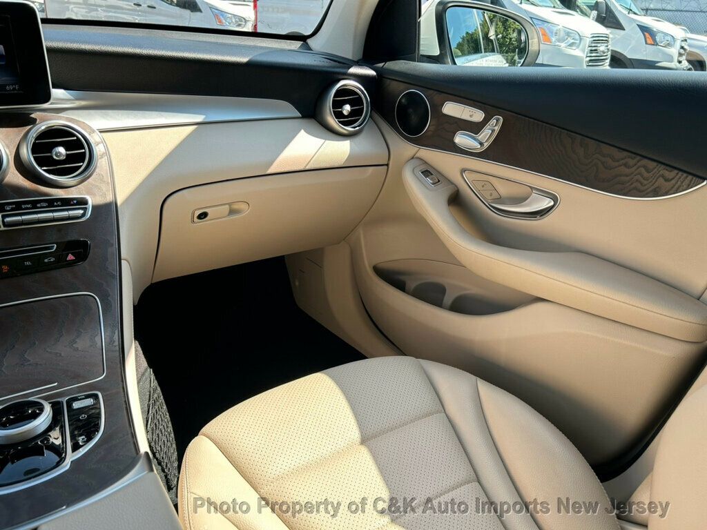 2019 Mercedes Benz GLC 300 4MATIC photo 34