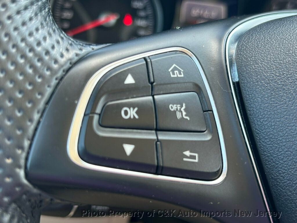 2019 Mercedes Benz GLC 300 4MATIC photo 37