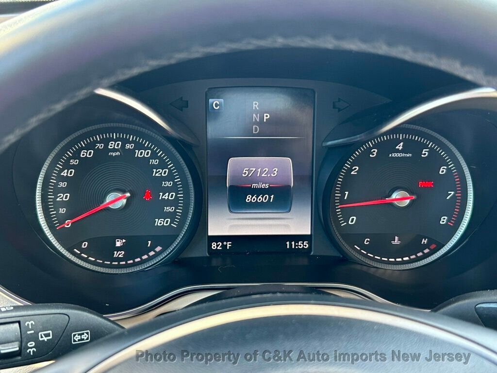 2019 Mercedes Benz GLC 300 4MATIC photo 39