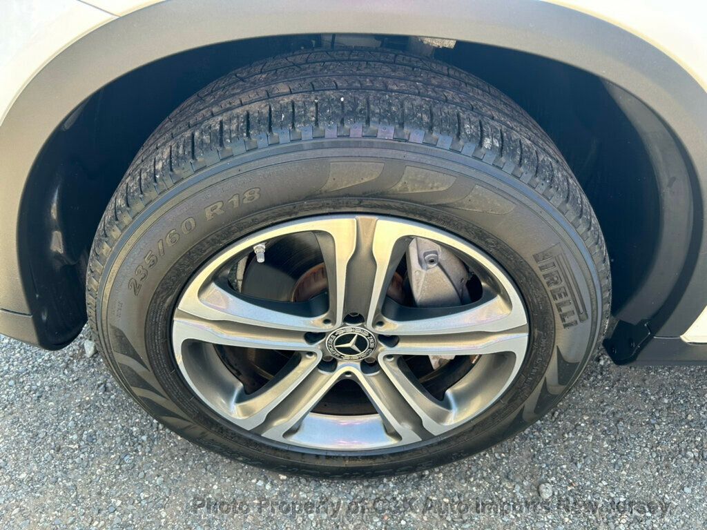 2019 Mercedes Benz GLC 300 4MATIC photo 49