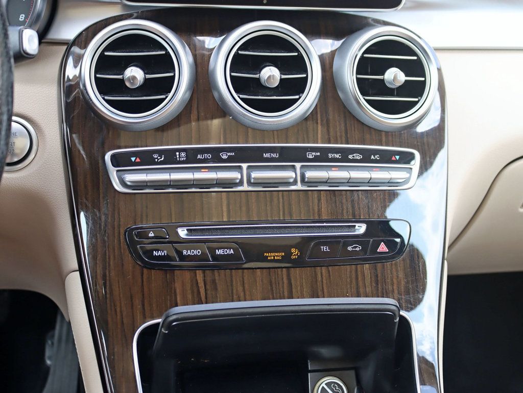 2019 Mercedes-Benz GLC GLC300 4MATIC PREMIUM / PANORAMA / MULTIMEDIA PKG SUV - 23075748 - 20