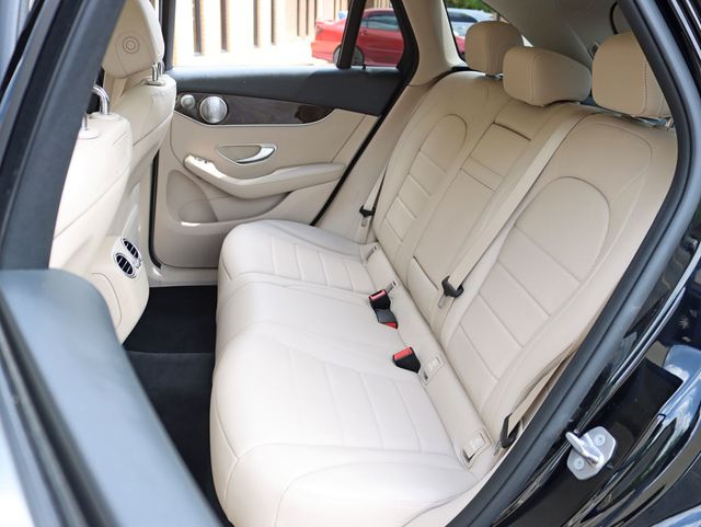 2019 Mercedes-Benz GLC GLC300 4MATIC PREMIUM / PANORAMA / MULTIMEDIA PKG SUV - 23075748 - 24