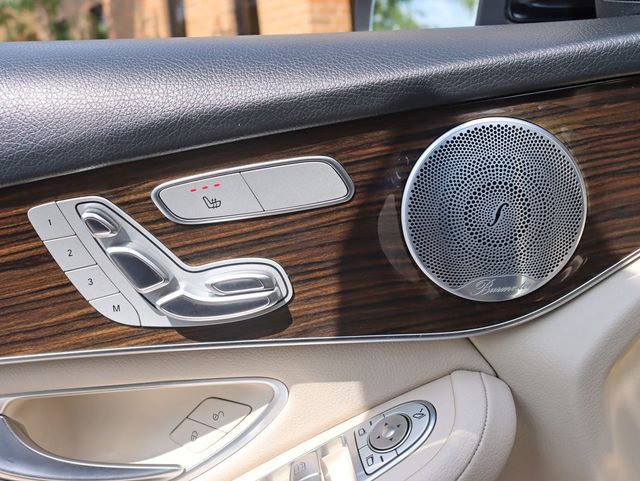 2019 Mercedes-Benz GLC GLC300 4MATIC PREMIUM / PANORAMA / MULTIMEDIA PKG SUV - 23075748 - 27
