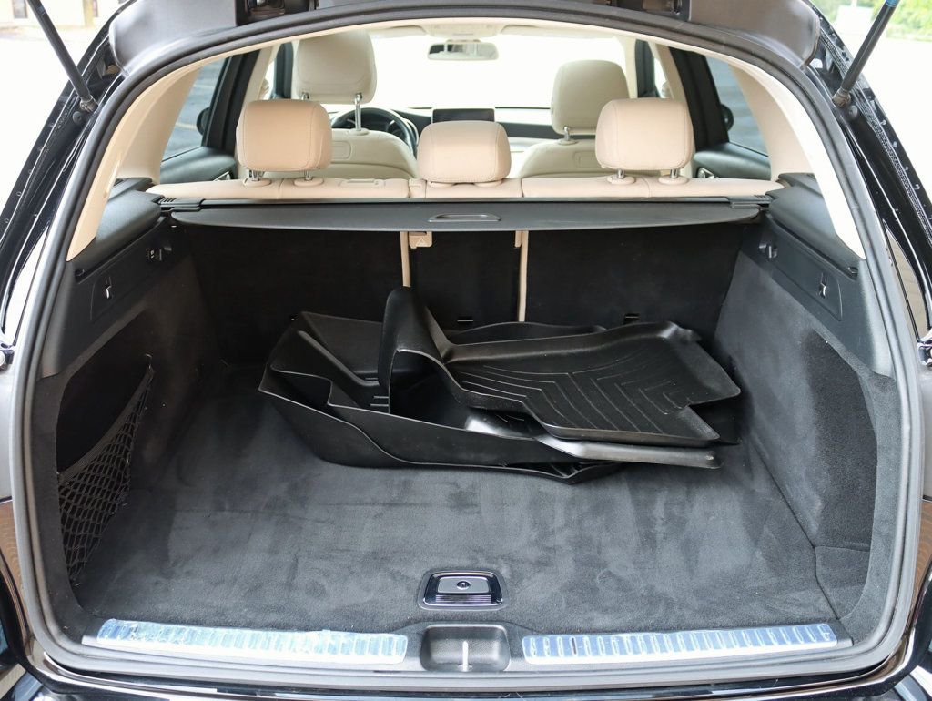 2019 Mercedes-Benz GLC GLC300 4MATIC PREMIUM / PANORAMA / MULTIMEDIA PKG SUV - 23075748 - 32