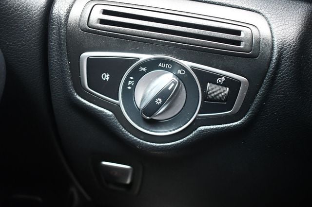 2019 Mercedes-Benz GLC GLC 300 4MATIC SUV - 23049081 - 11