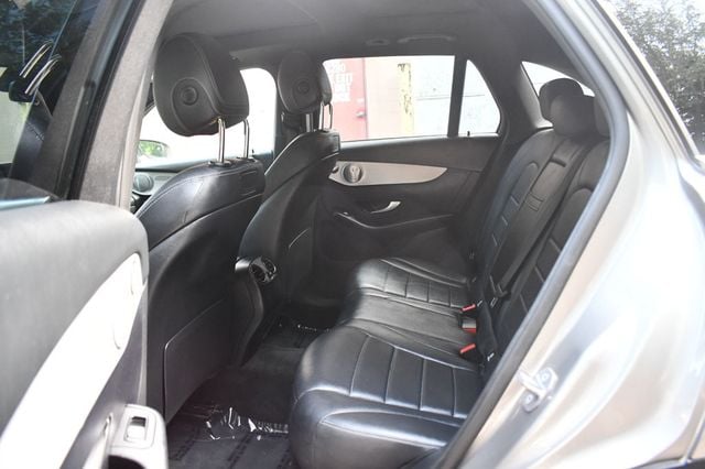 2019 Mercedes-Benz GLC GLC 300 4MATIC SUV - 23049081 - 26