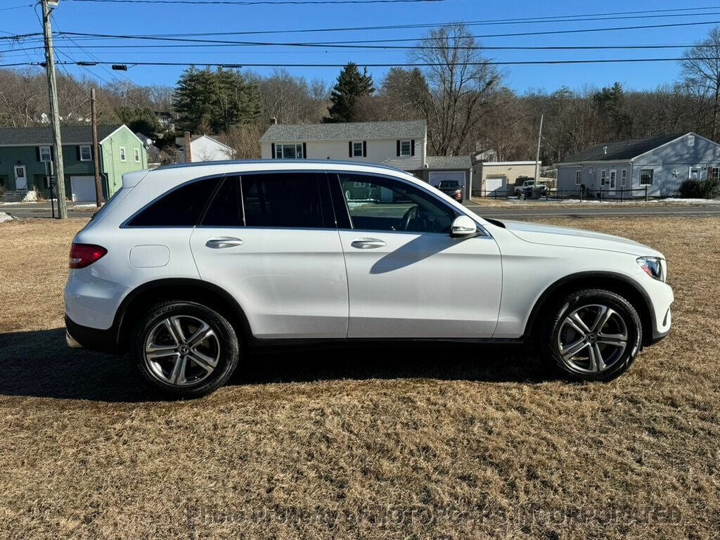 2019 Mercedes-Benz GLC GLC 300 4MATIC SUV - 22762955 - 19