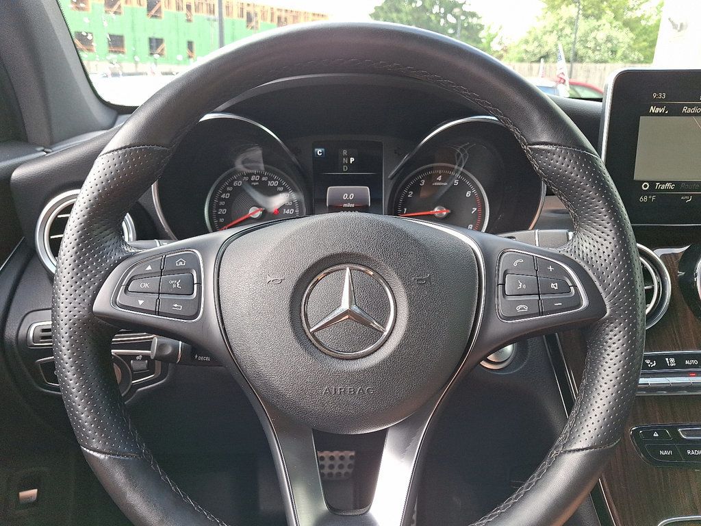 2019 Mercedes Benz GLC 300 4MATIC photo 18