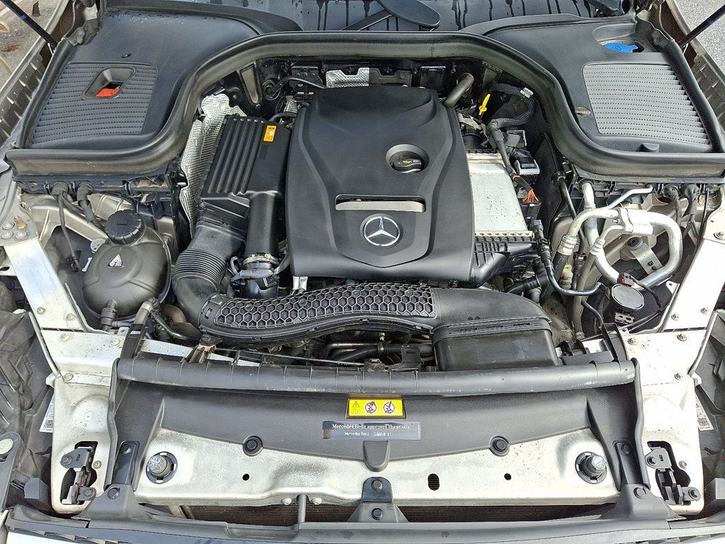 2019 Mercedes Benz GLC 300 4MATIC photo 31