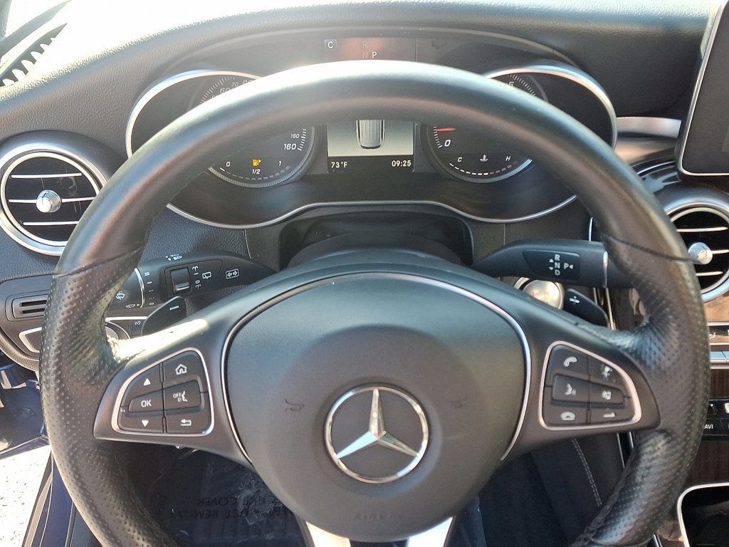 2019 Mercedes Benz GLC 300 4MATIC photo 19