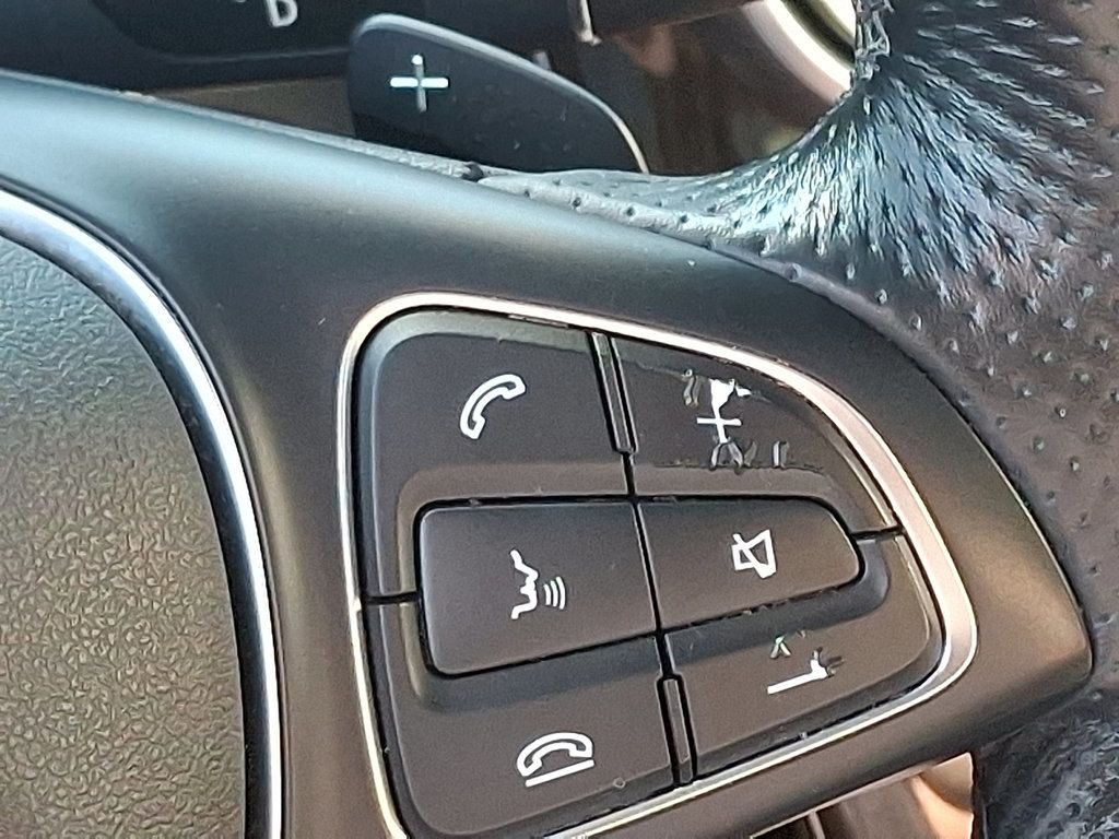 2019 Mercedes Benz GLC 300 4MATIC photo 21