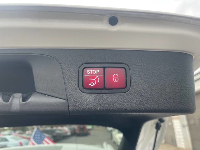 2019 Mercedes-Benz GLC GLC 300 4MATIC SUV - 22633963 - 11