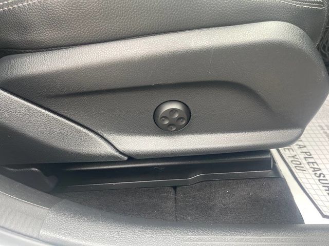 2019 Mercedes-Benz GLC GLC 300 4MATIC SUV - 22633963 - 23