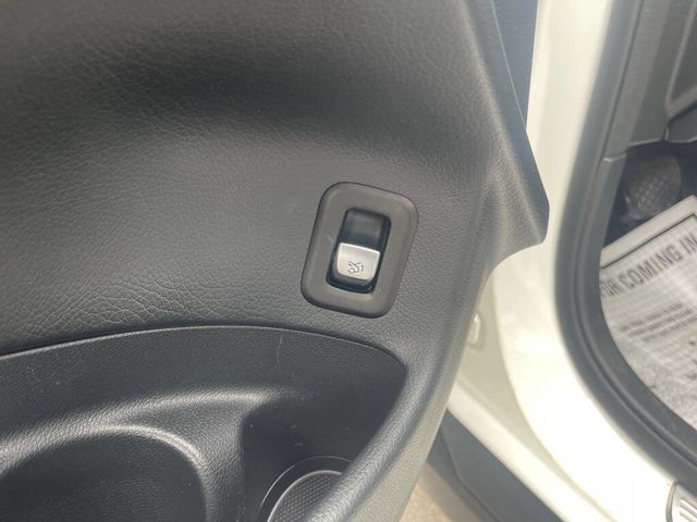 2019 Mercedes-Benz GLC GLC 300 4MATIC SUV - 22633963 - 28