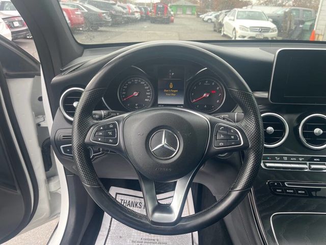 2019 Mercedes-Benz GLC GLC 300 4MATIC SUV - 22633963 - 32