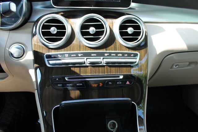 2019 Mercedes-Benz GLC GLC 300 4MATIC SUV - 23045701 - 18