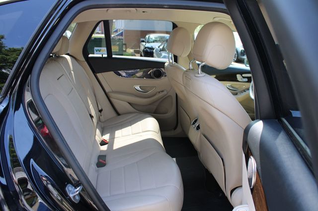 2019 Mercedes-Benz GLC GLC 300 4MATIC SUV - 23045701 - 29