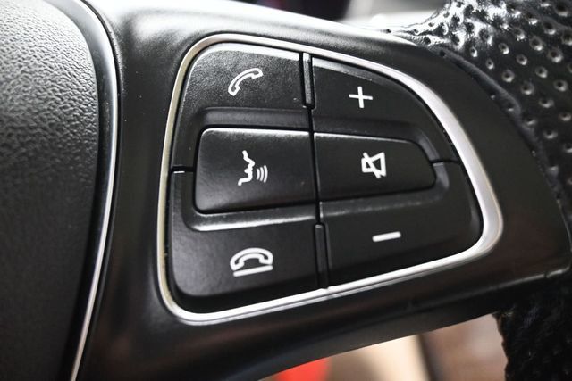 2019 Mercedes-Benz GLC GLC 300 4MATIC SUV - 23050835 - 19