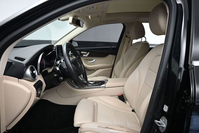 2019 Mercedes-Benz GLC GLC 300 4MATIC SUV - 23050835 - 5