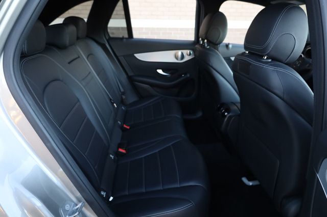 2019 Mercedes-Benz GLC GLC 300 4MATIC SUV - 22932750 - 17