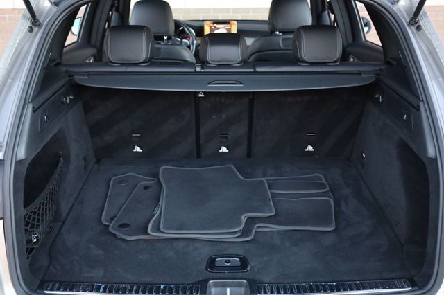 2019 Mercedes-Benz GLC GLC 300 4MATIC SUV - 22932750 - 24