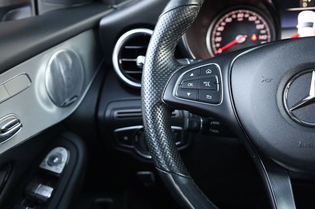 2019 Mercedes-Benz GLC GLC 300 4MATIC SUV - 22932750 - 31