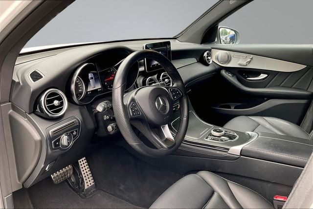 2019 Mercedes-Benz GLC GLC 300 4MATIC SUV - 23024295 - 10