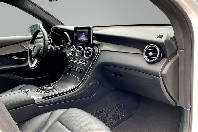 2019 Mercedes-Benz GLC GLC 300 4MATIC SUV - 23024295 - 12