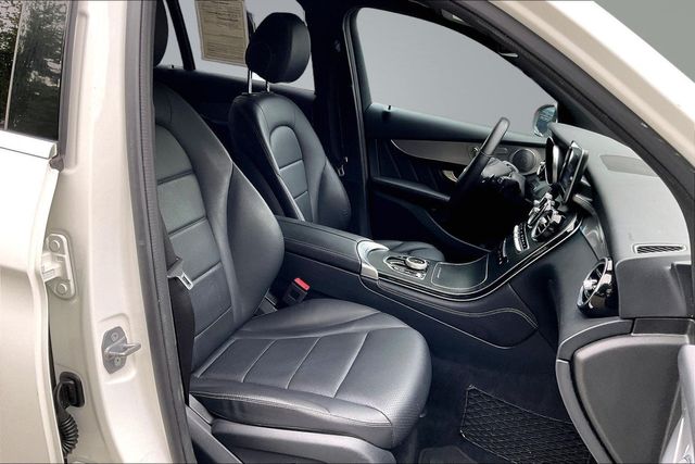 2019 Mercedes-Benz GLC GLC 300 4MATIC SUV - 23024295 - 13
