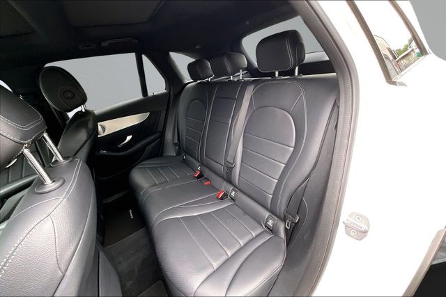 2019 Mercedes-Benz GLC GLC 300 4MATIC SUV - 23024295 - 17