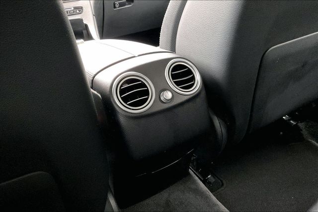 2019 Mercedes-Benz GLC GLC 300 4MATIC SUV - 23024295 - 34