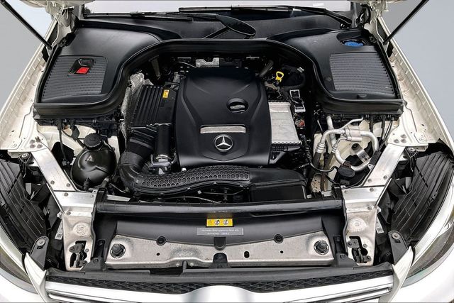 2019 Mercedes-Benz GLC GLC 300 4MATIC SUV - 23024295 - 38