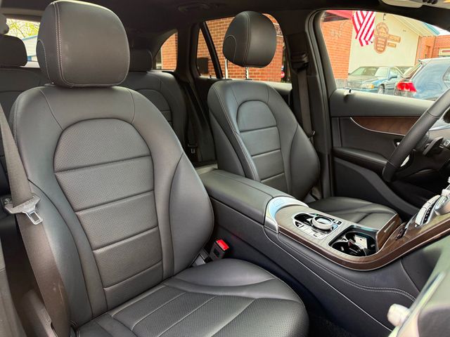 2019 Mercedes-Benz GLC GLC 300 4MATIC SUV - 23009737 - 16