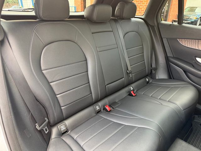 2019 Mercedes-Benz GLC GLC 300 4MATIC SUV - 23009737 - 17