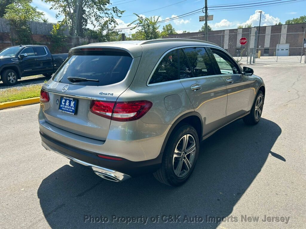 2019 Mercedes Benz GLC 300 4MATIC photo 11