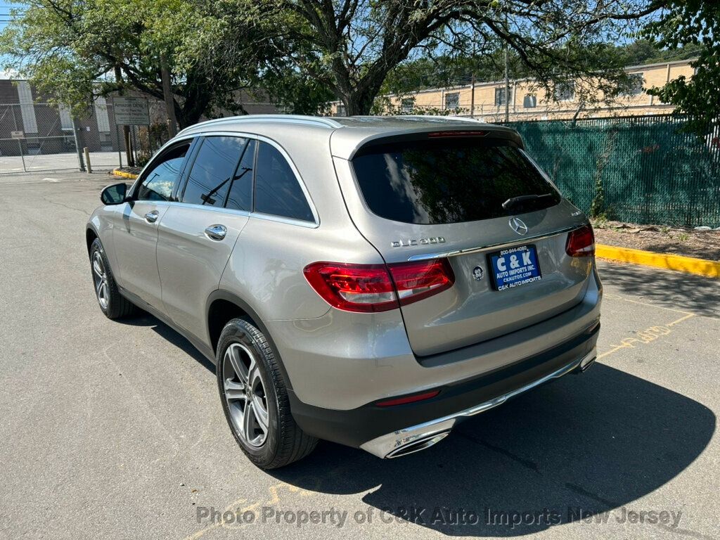 2019 Mercedes Benz GLC 300 4MATIC photo 15