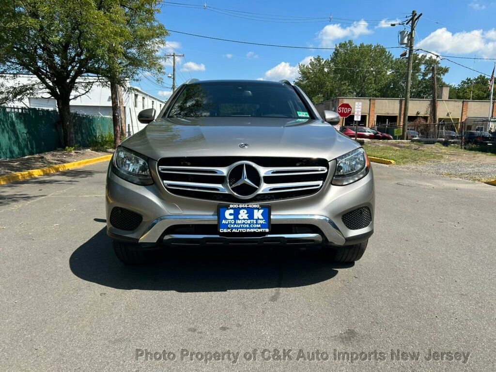 2019 Mercedes Benz GLC 300 4MATIC photo 3