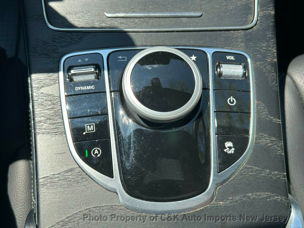 2019 Mercedes Benz GLC 300 4MATIC photo 38