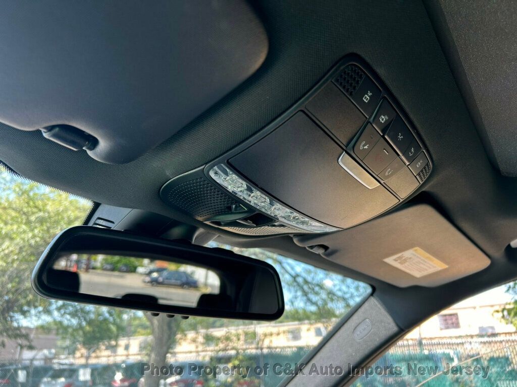 2019 Mercedes Benz GLC 300 4MATIC photo 43